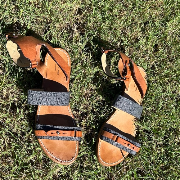Rag & Bone Lara flat Leather Sandals in brown & grey Sz-39 (US 8.5). T - Picture 7 of 8